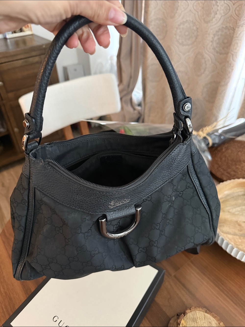 Gucci Black Canvas “Abbey”Monogram D-Ring Shoulder Bag (Medium) Vintage - Picture 8 of 8